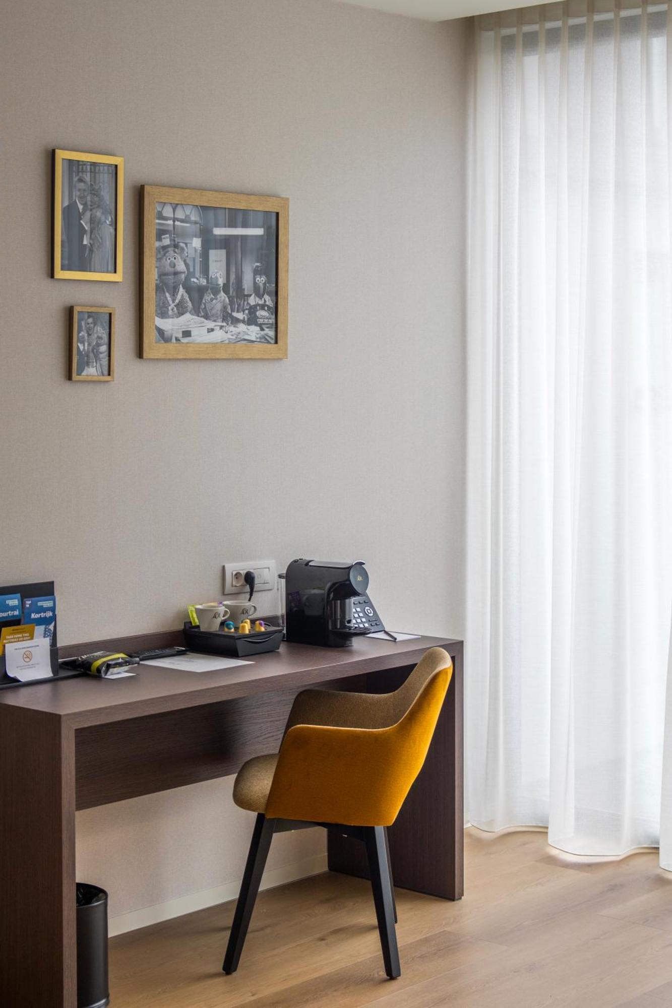 Parkhotel Κόρτρικ Εξωτερικό φωτογραφία