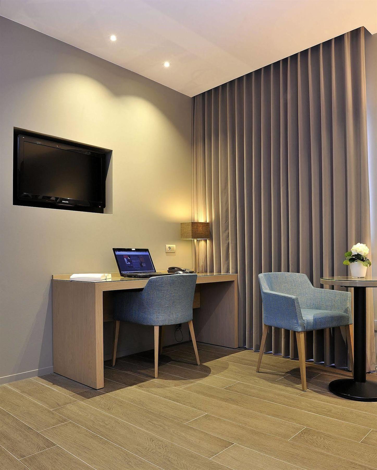Parkhotel Κόρτρικ Εξωτερικό φωτογραφία
